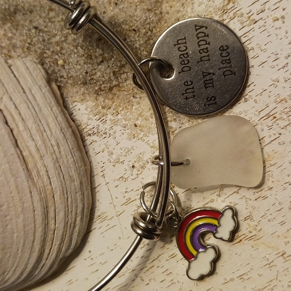 Handmade stainless Steel Adjustible Seaglass Rainbow Beach Charm Bracelet.. - Picture 2 of 4